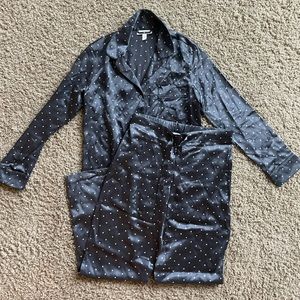 The White Company Silk Pajama Set gray and white polka dot XS